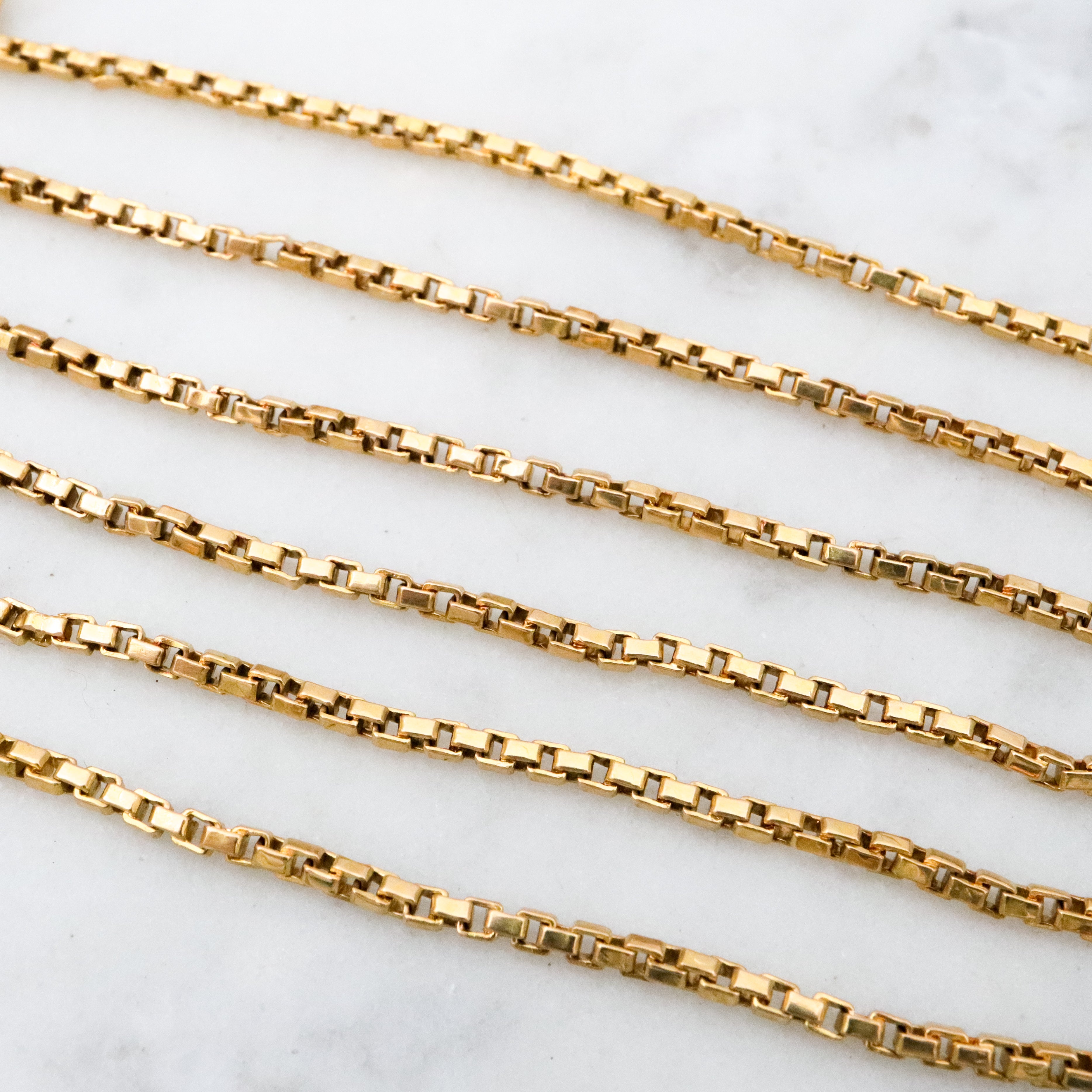 Vintage Italian 18k gold 1.75mm box link chain 20"